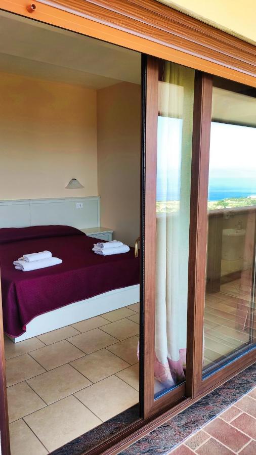 Hotel Residenza Domus Aurea Tropea- Vista Mare Santa Domenica  Exteriér fotografie