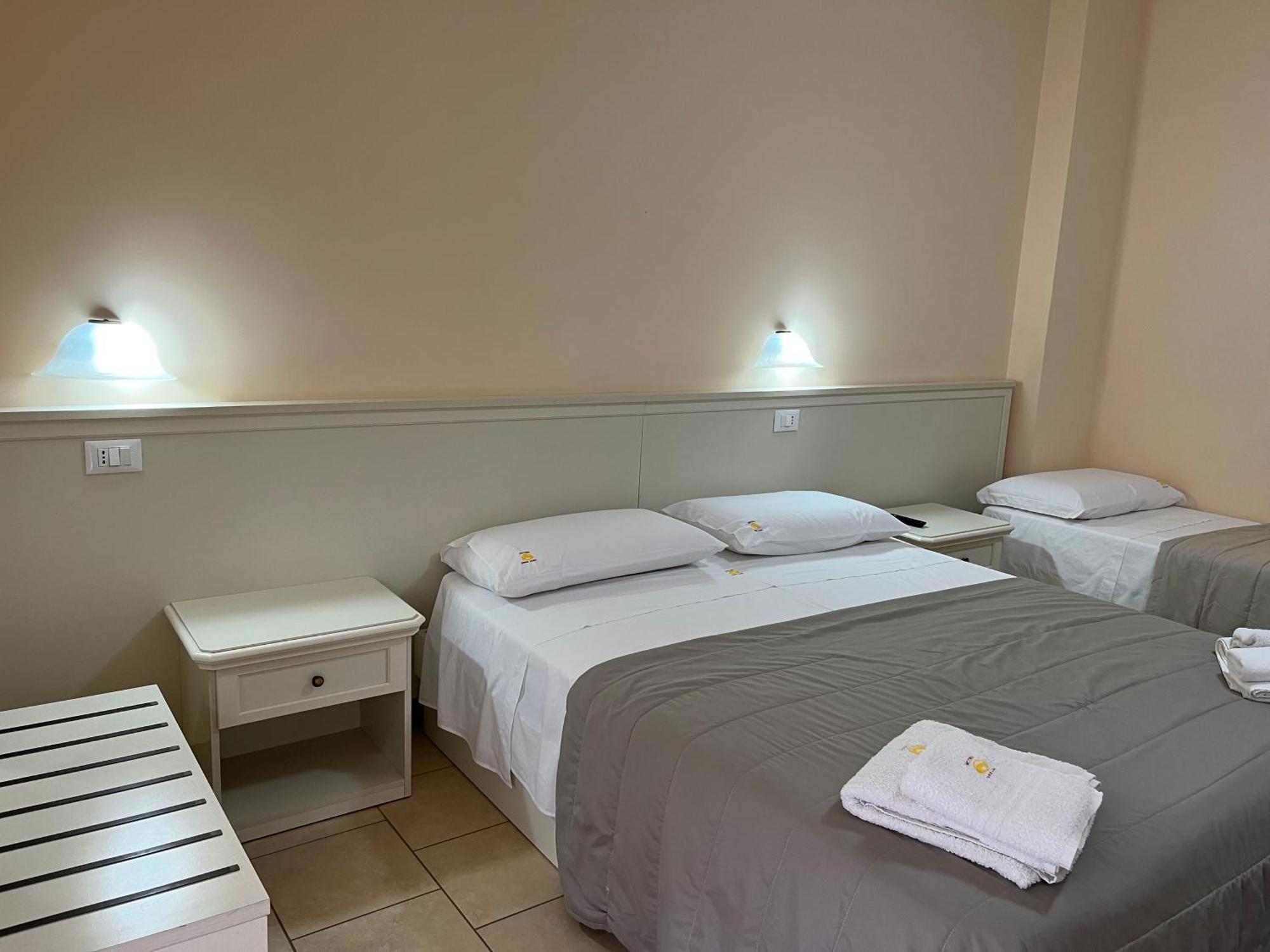 Hotel Residenza Domus Aurea Tropea- Vista Mare Santa Domenica  Exteriér fotografie